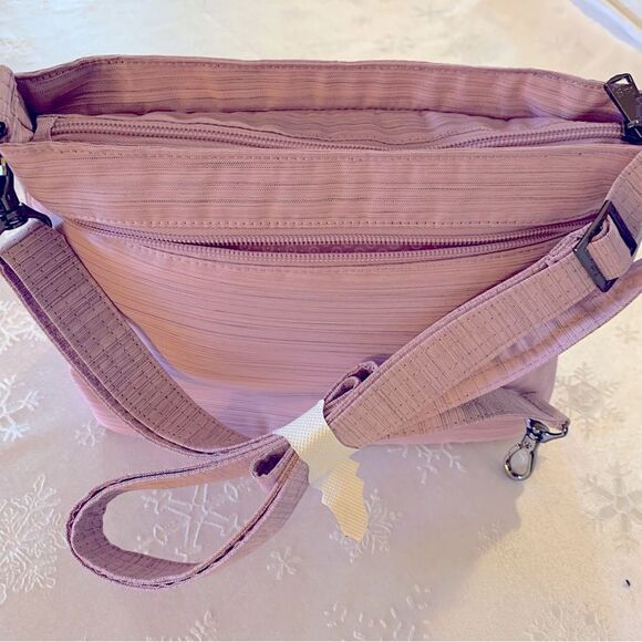 NWT Lug Crossbody Handbag Samba Lilac Quilted 2 Straps Many Compartments - Picture 5 of 16